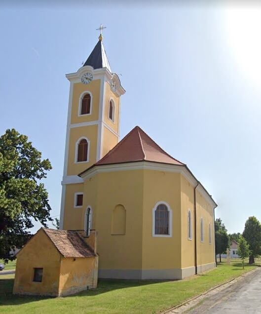 Kostel sv. Jiří ve Strachoticích